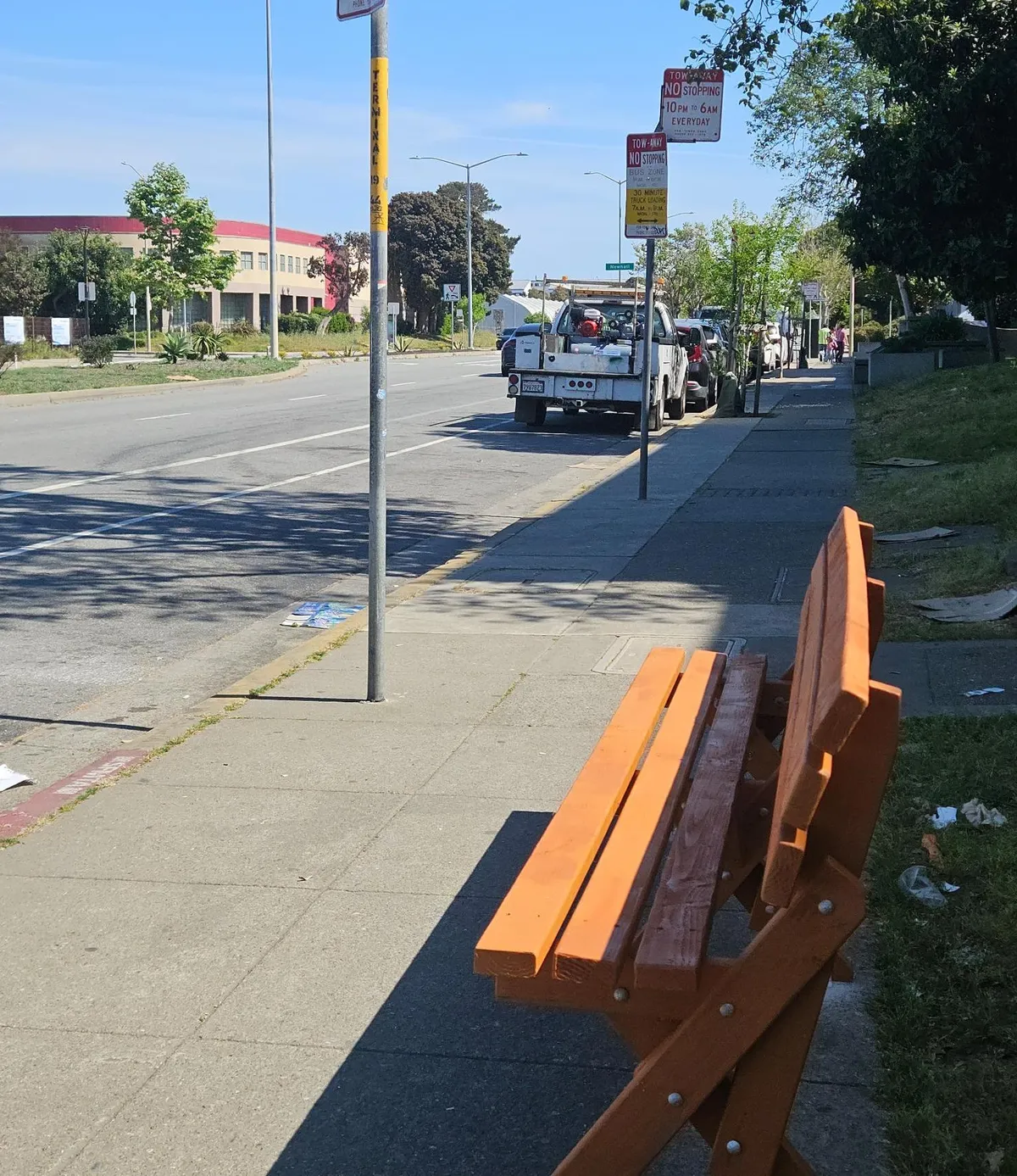 Photo of the bench.